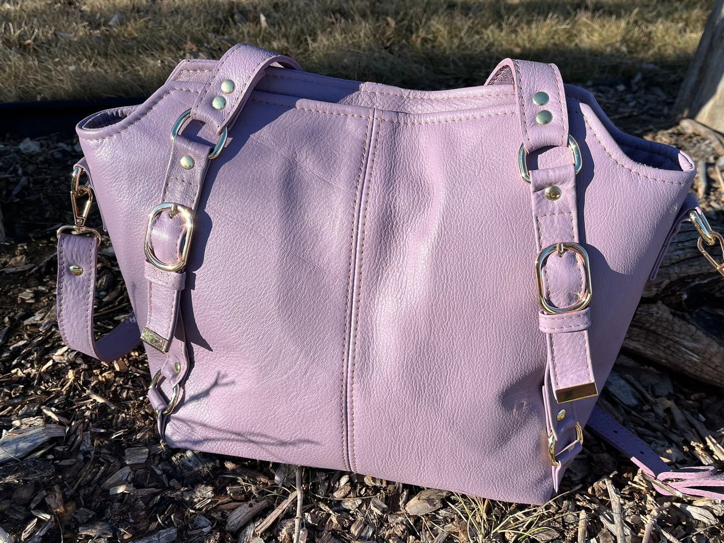 Lavender Leather Purse with Gold Hardware